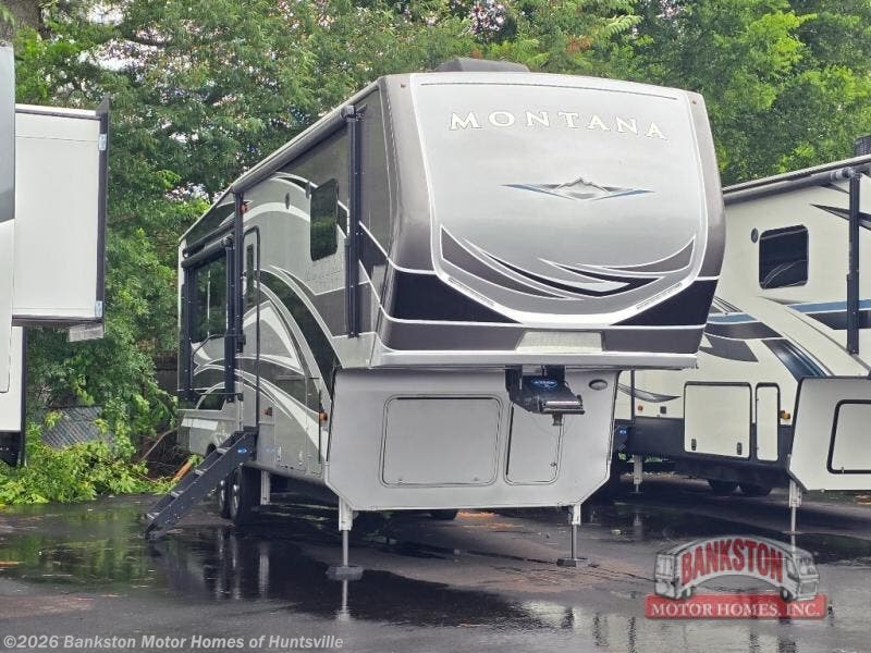 Used 2021 Keystone Montana 3121RL available in Huntsville, Alabama
