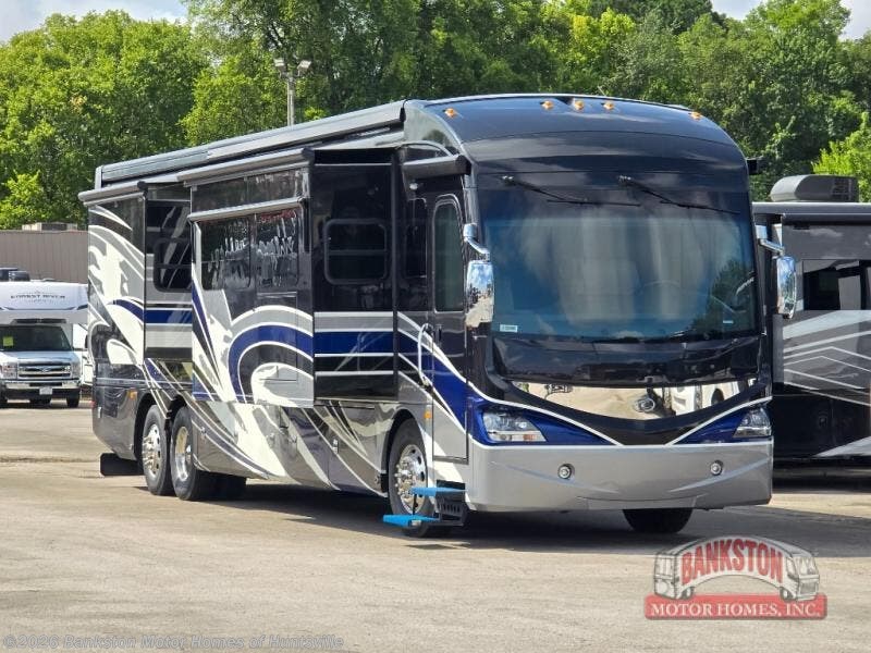 Used 2018 American Coach  Revolution 42Q available in Huntsville, Alabama