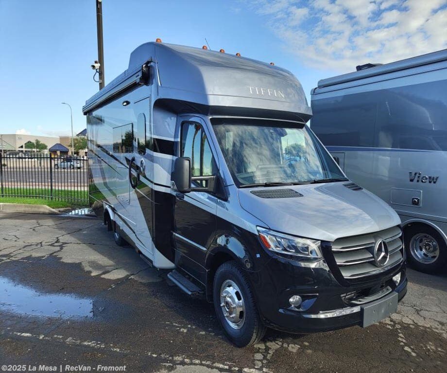 New 2026 Tiffin Wayfarer 25XRW available in Fremont, California