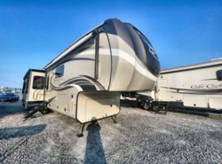 Used 2020 Jayco Pinnacle 36FBTS available in Rockwall, Texas