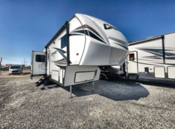 Used 2021 Glaval Primetime CRUSADER LITE 33BH available in Rockwall, Texas