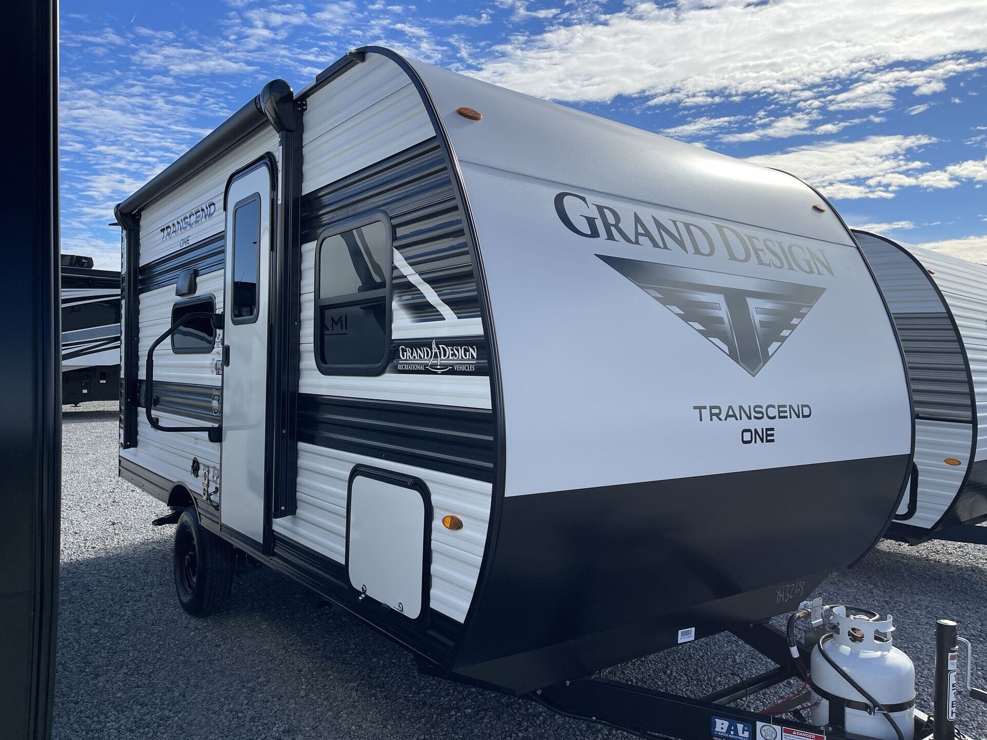 New 2026 Grand Design Transcend One 151BH available in Rockwall, Texas