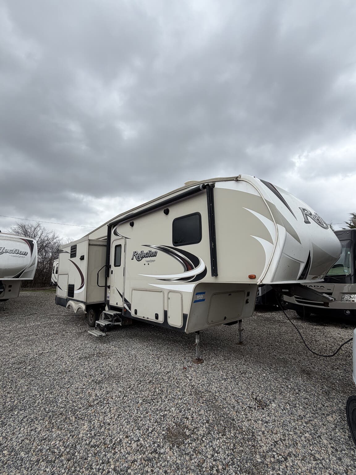 Used 2016 Grand Design Reflection 29RS available in Rockwall, Texas
