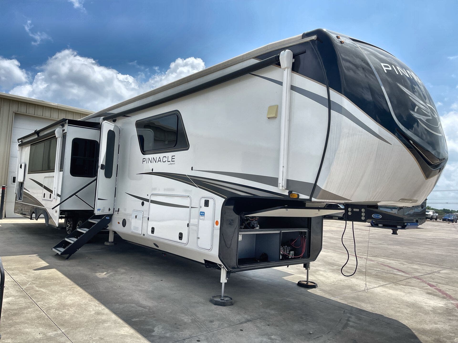 Used 2025 Jayco Pinnacle M-38FBRK available in Rockwall, Texas