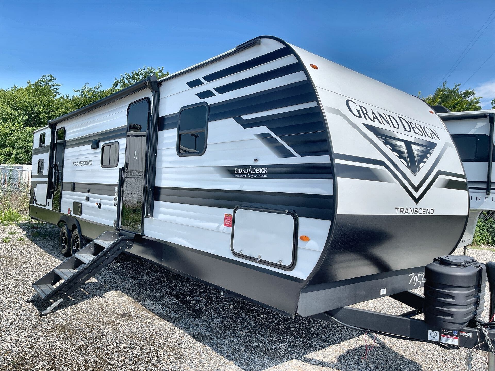 New 2027 Grand Design Transcend 325BHT available in Rockwall, Texas