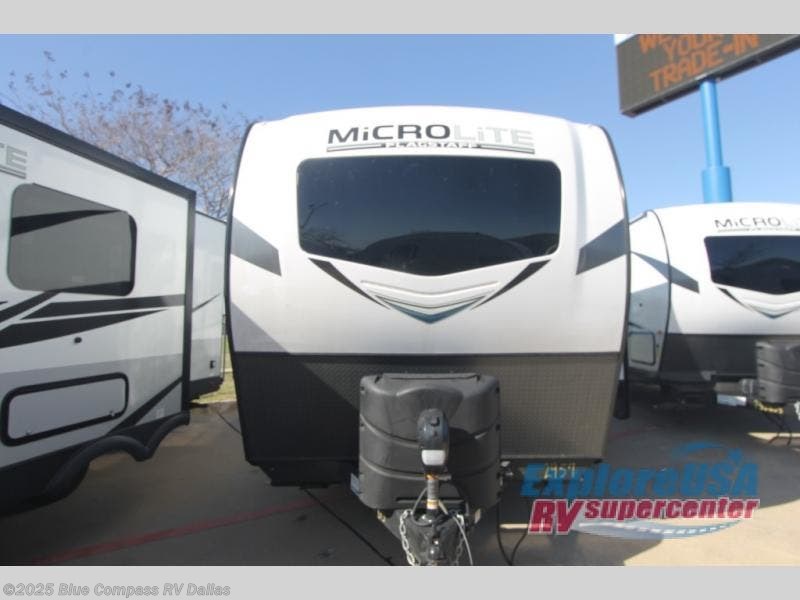 2021 Forest River Flagstaff Micro Lite 22FBS