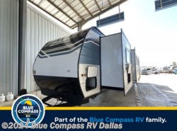 New 2024 CrossRoads Zinger 340BH available in Mesquite, Texas