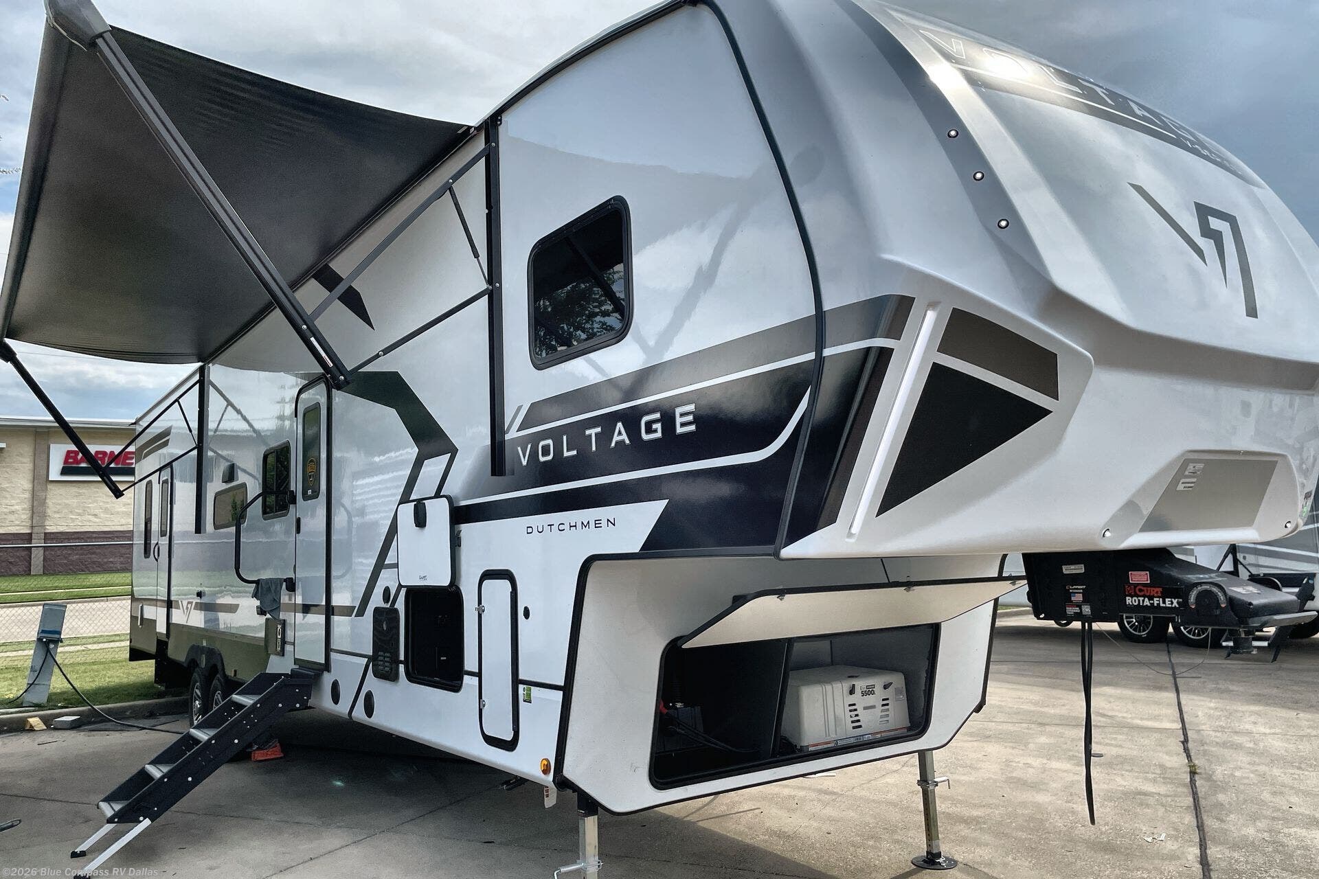 New 2026 Dutchmen Voltage V-Series 3800 available in Mesquite, Texas