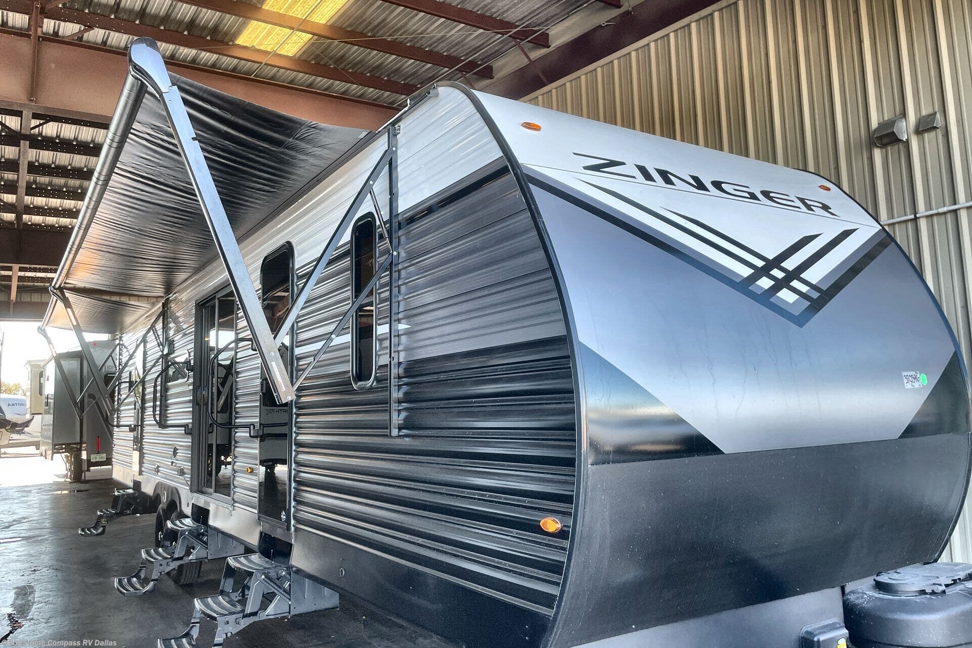 New 2026 CrossRoads Zinger 390DB available in Mesquite, Texas