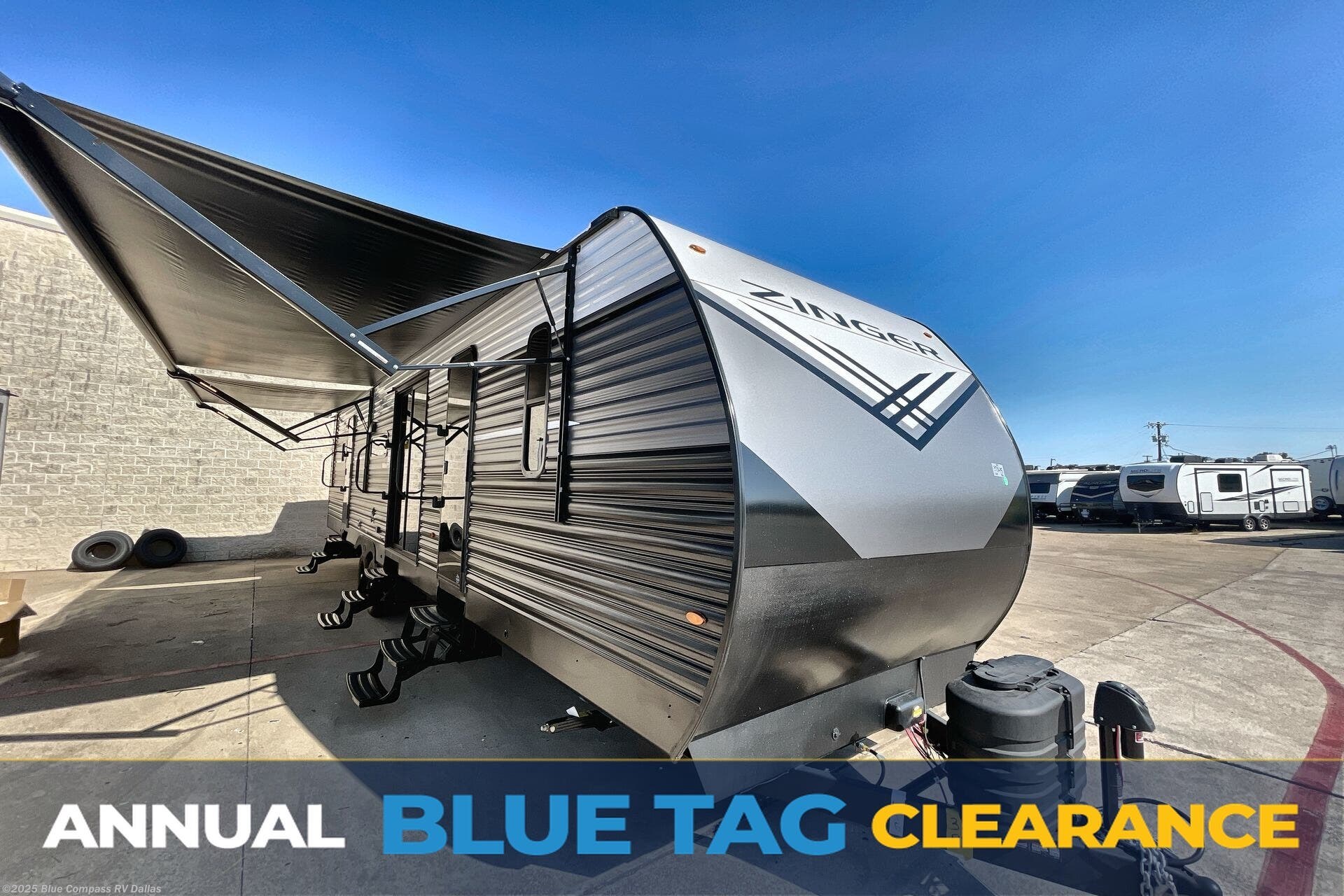 New 2026 CrossRoads Zinger ZR390DB available in Mesquite, Texas