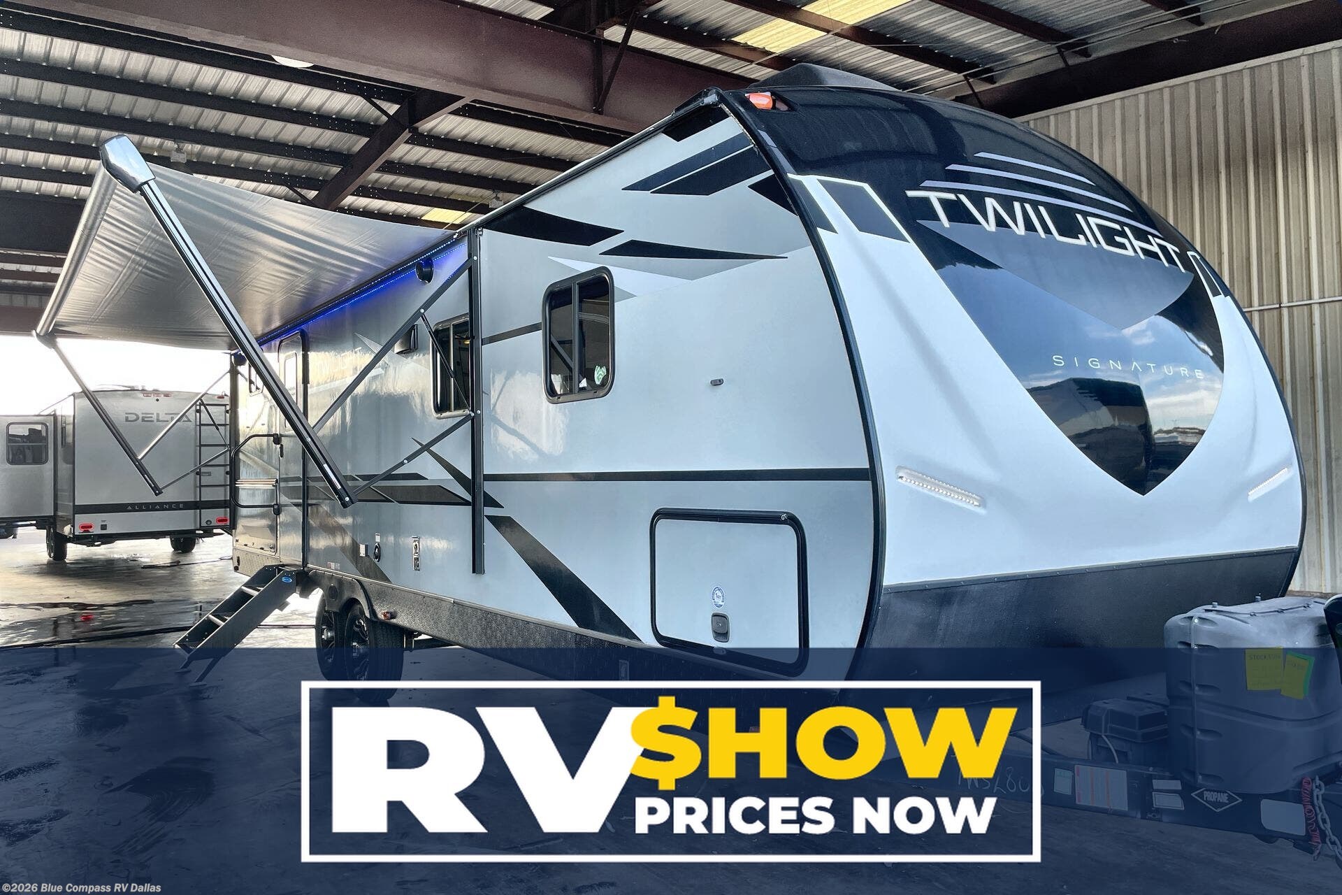 Used 2021 Cruiser RV Twilight Signature 2800 available in Mesquite, Texas