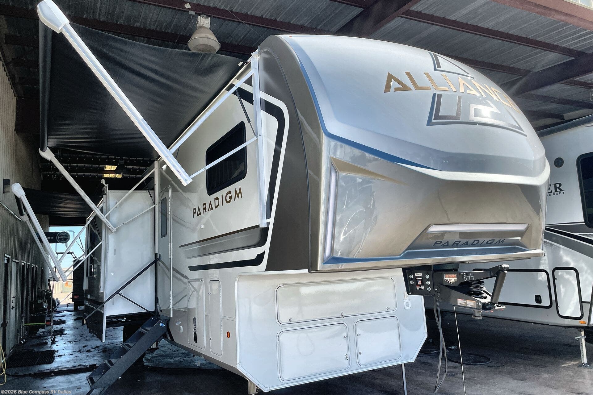 New 2026 Alliance RV Paradigm 395DS available in Mesquite, Texas