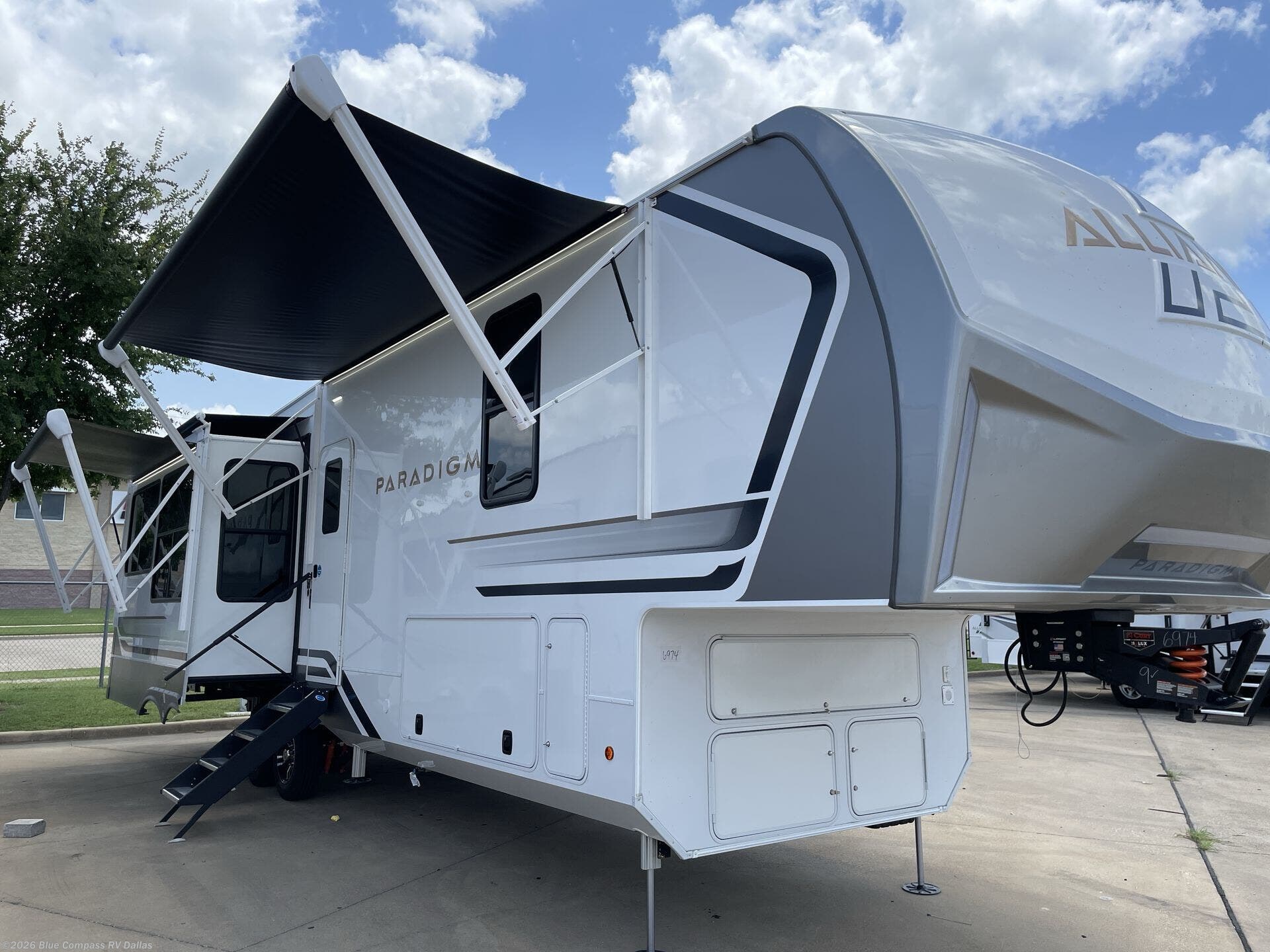 New 2026 Alliance RV Paradigm 340RL available in Mesquite, Texas