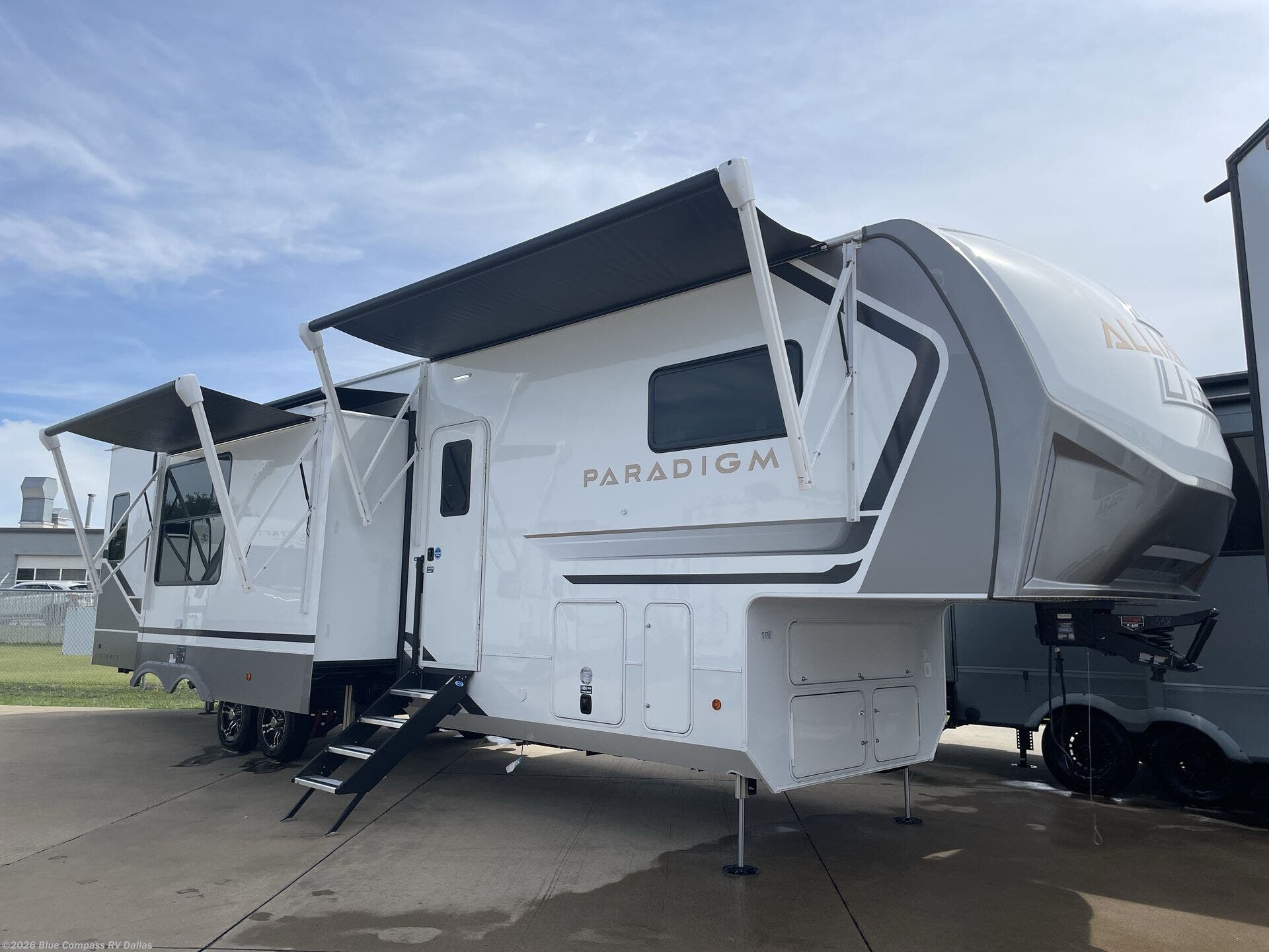 New 2026 Alliance RV Paradigm 395DS available in Mesquite, Texas
