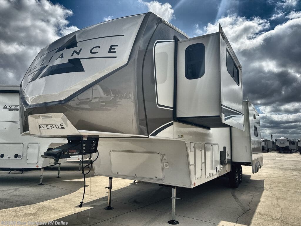 New 2026 Alliance RV Avenue 32RLS available in Mesquite, Texas
