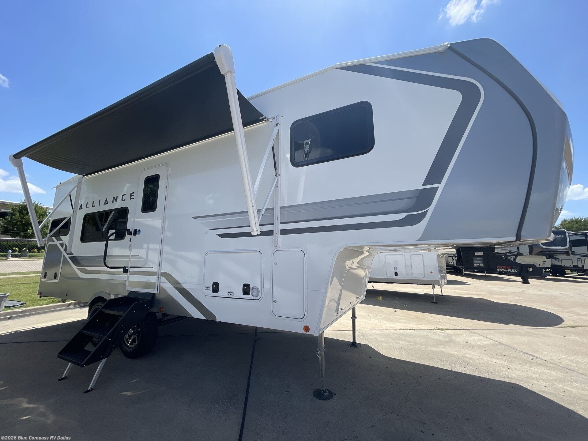 New 2027 Alliance RV Avenue All-Access 23ML available in Mesquite, Texas