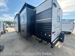 New 2026 CrossRoads Zinger 390DB available in Mesquite, Texas
