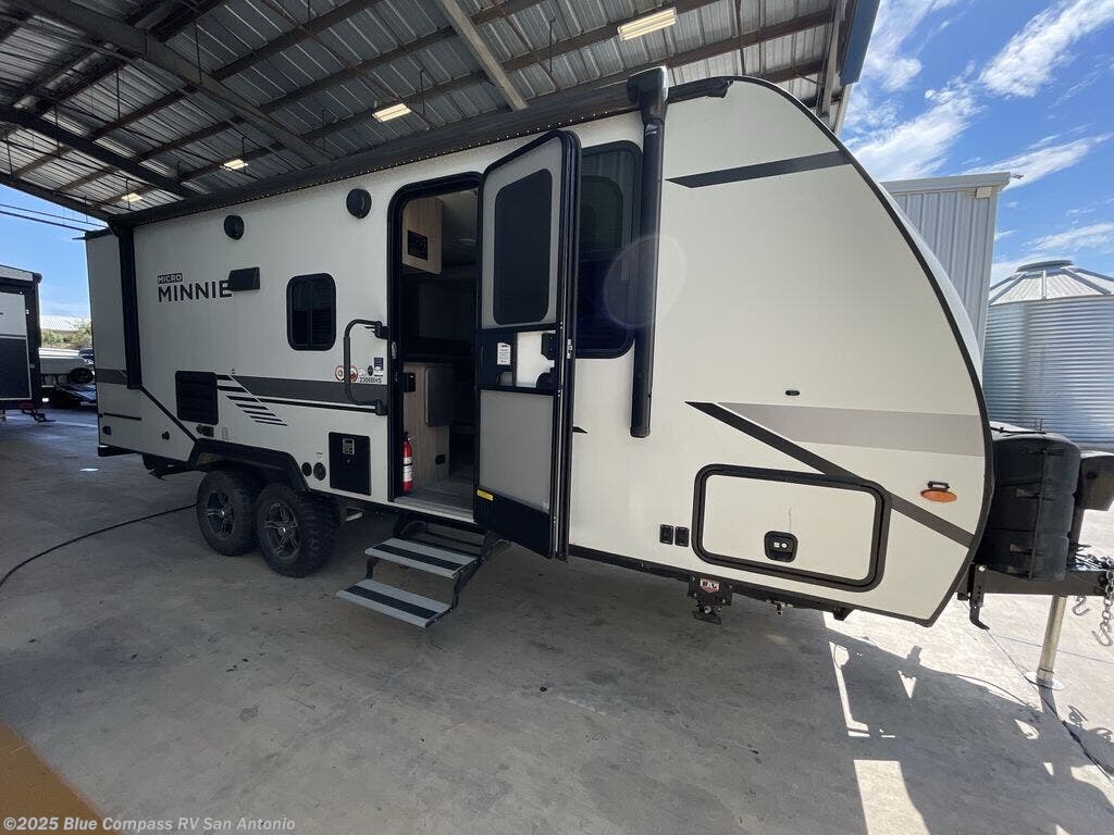 Used 2022 Winnebago Micro Minnie 2306BHS available in San Antonio, Texas
