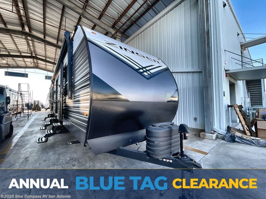 New 2026 CrossRoads Zinger 290DB available in San Antonio, Texas