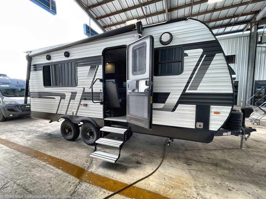 New 2026 Grand Design Momentum MAV 17MAV available in San Antonio, Texas