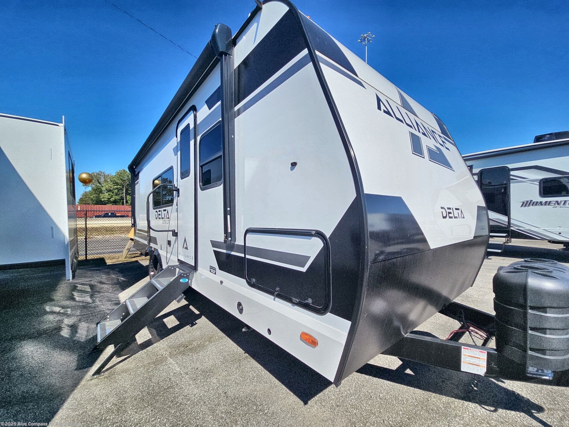 New 2026 Grand Design Momentum G-Class 29GS available in San Antonio, Texas