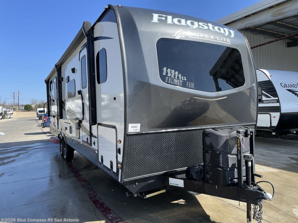 Used 2023 Forest River Flagstaff Super Lite 27BHWS available in San Antonio, Texas