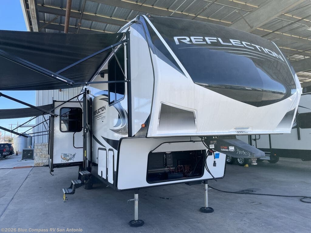 Used 2022 Grand Design Reflection 295RL available in San Antonio, Texas