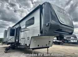 New 2026 Forest River Rockwood Signature 404SRK available in San Antonio, Texas