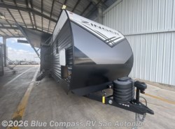 New 2026 CrossRoads Zinger 331BH available in San Antonio, Texas