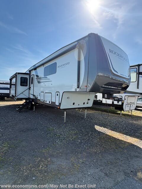 New 2026 Forest River Rockwood Signature 401SFB available in Mechanicsville, Maryland