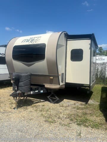 Used 2018 Forest River Rockwood Mini Lite 2506S available in Mechanicsville, Maryland