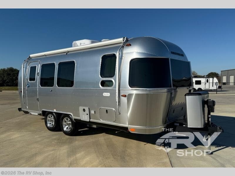 New 2025 Airstream Flying Cloud 23FB Twin available in Baton Rouge, Louisiana