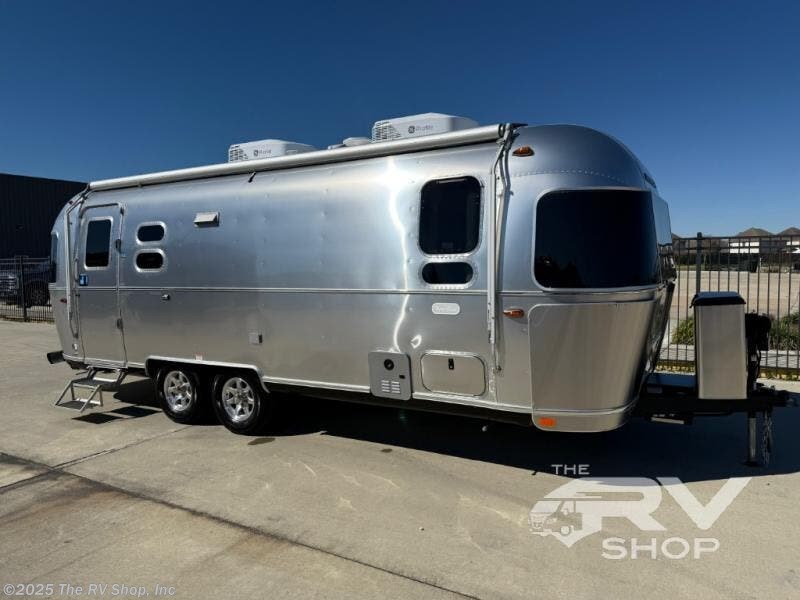 New 2025 Airstream Flying Cloud 25FB Twin available in Baton Rouge, Louisiana