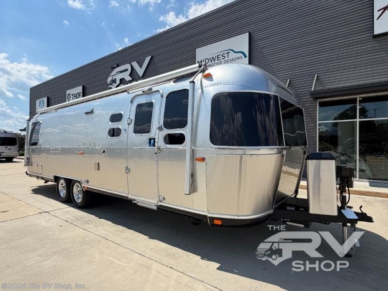 New 2026 Airstream Classic 30RB Twin available in Baton Rouge, Louisiana