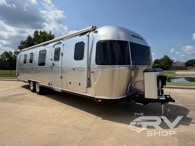 New 2027 Airstream Classic 33FB Twin available in Baton Rouge, Louisiana