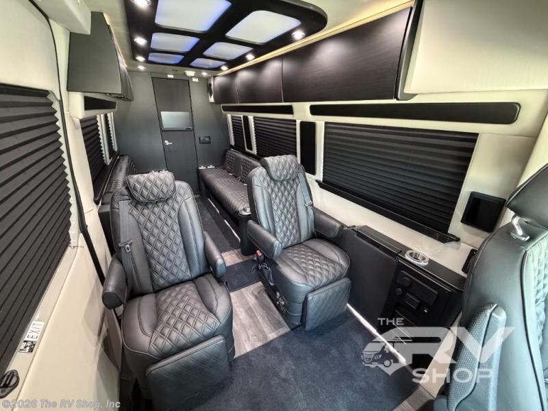 New 2027 Midwest Luxe Cruiser LD4 available in Baton Rouge, Louisiana