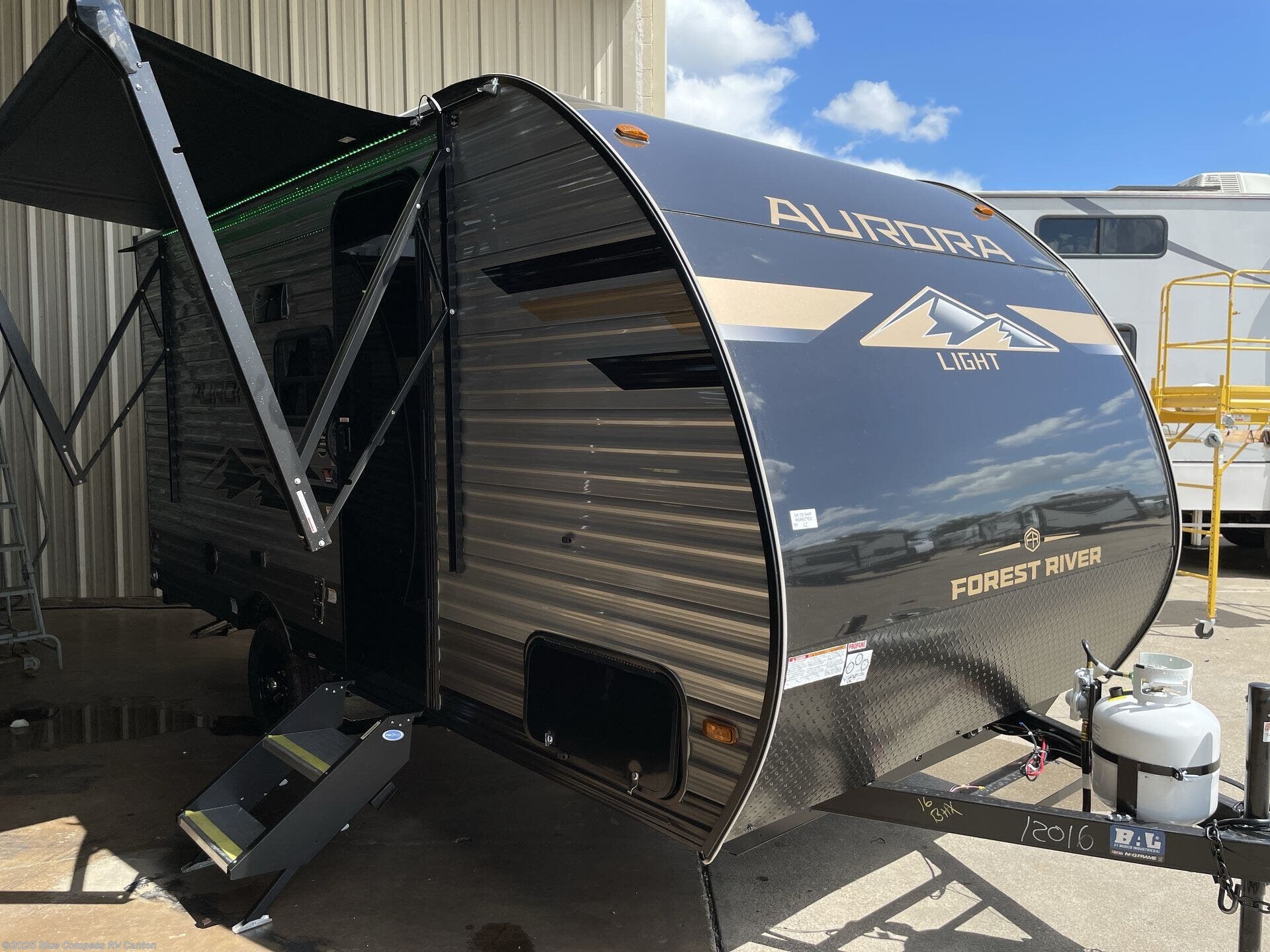 New 2026 Forest River Aurora Light 16BHX available in Wills Point, Texas