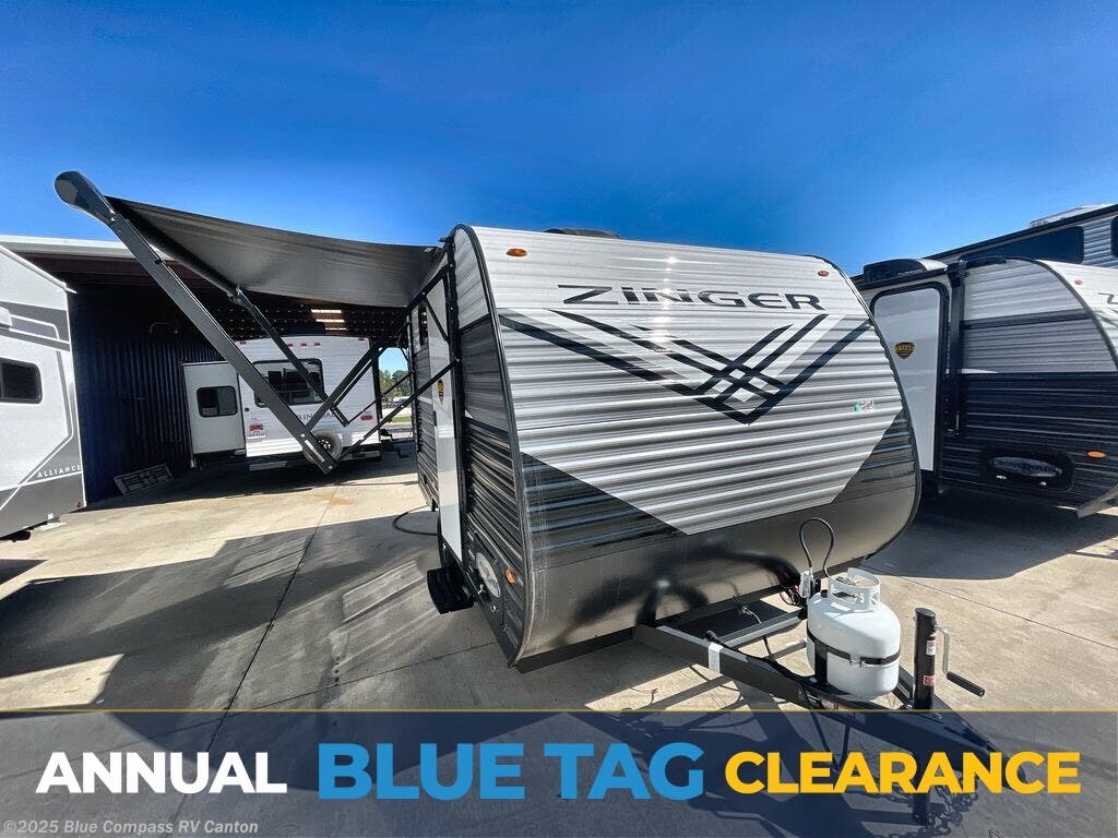 New 2026 CrossRoads Zinger Lite 12BH available in Wills Point, Texas