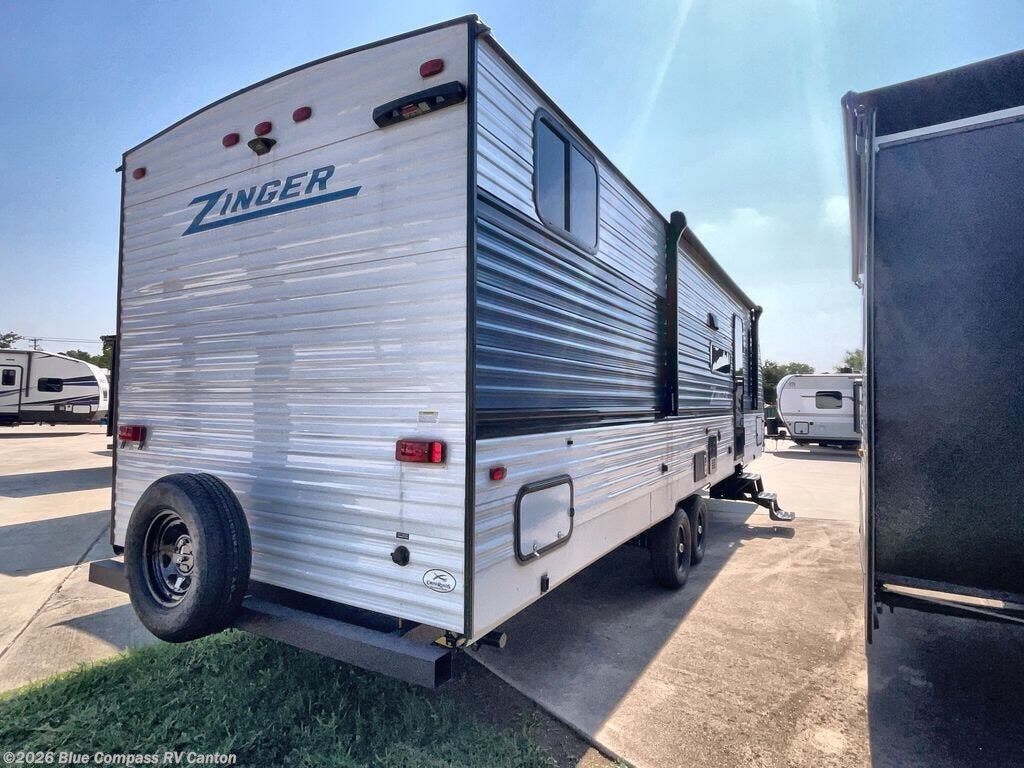 New 2026 CrossRoads Zinger Lite 290QB available in Wills Point, Texas