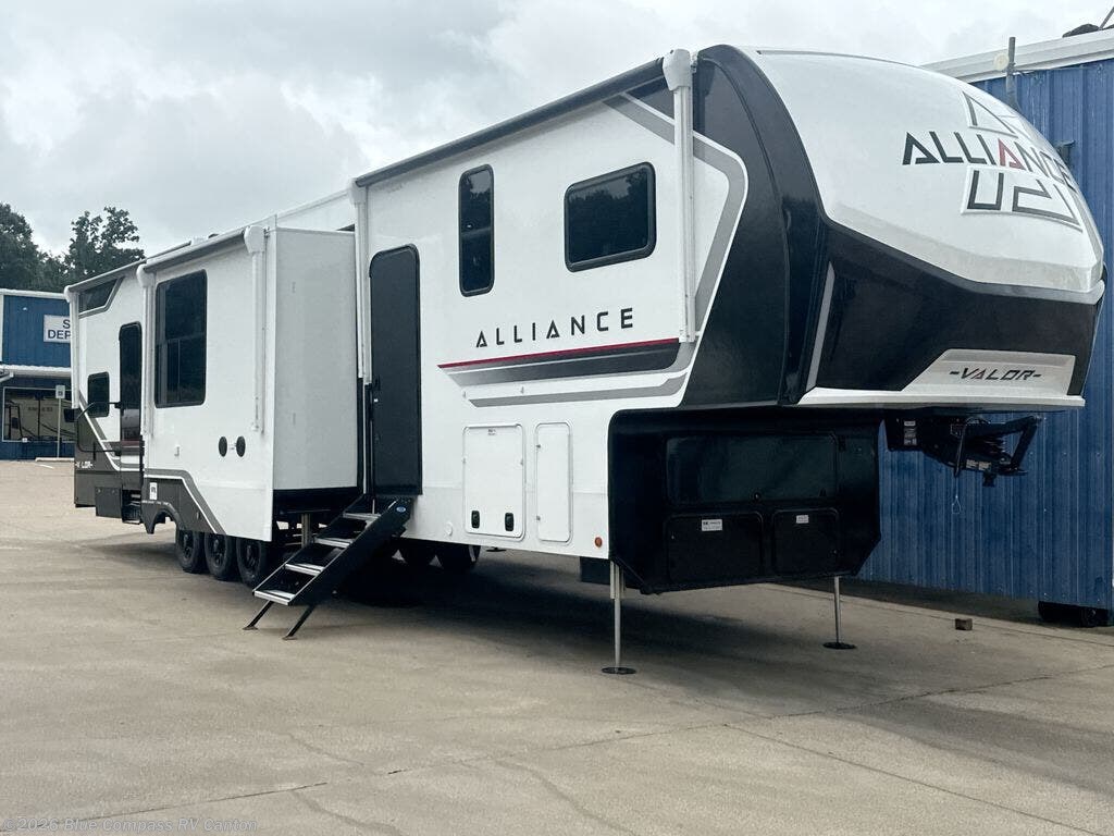 New 2027 Alliance RV Valor 44V14 available in Wills Point, Texas