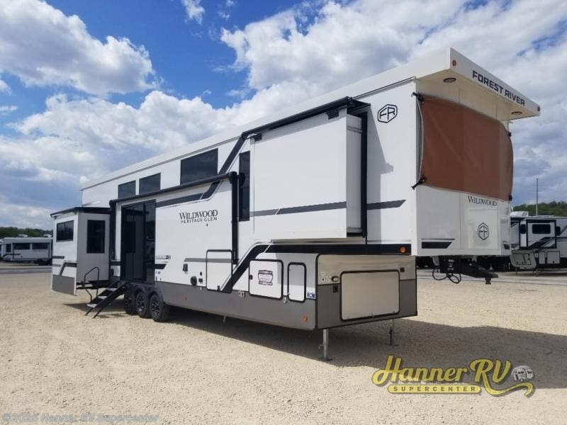 New 2026 Forest River Wildwood Heritage Glen ROOST43 available in Baird, Texas