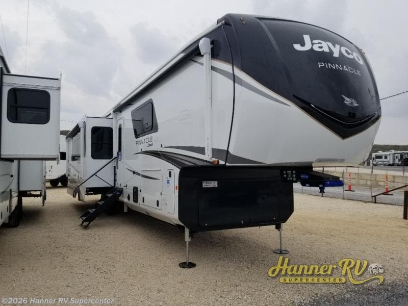 New 2026 Jayco Pinnacle 38FBRK available in Baird, Texas