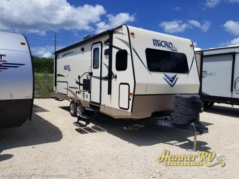 Used 2017 Forest River Flagstaff Micro Lite 25FKS available in Baird, Texas