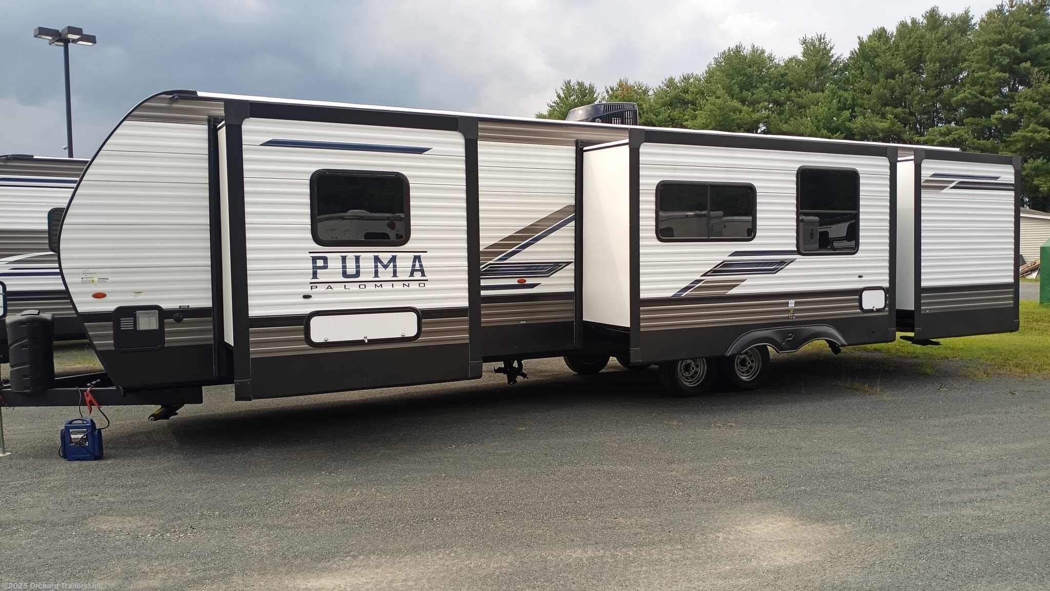 8x38 Travel Trailer for sale | New Palomino Puma 32BHFS | TrailersUSA