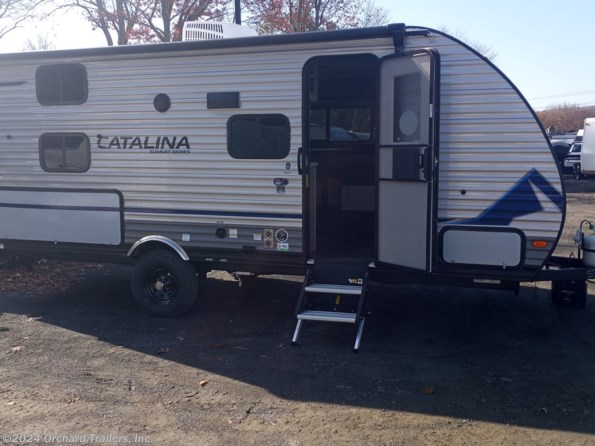 2023 Coachmen Catalina Summit Series 7 184BHS available in Whately, MA