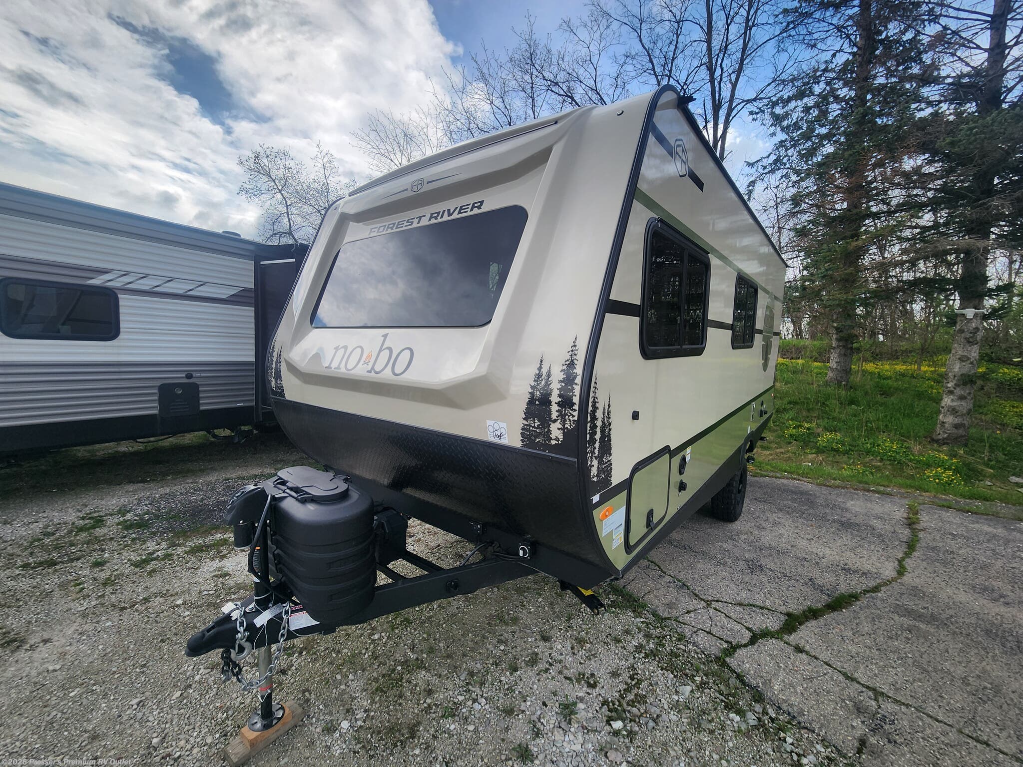 New 2026 Forest River No Boundaries Beast Mode NB18.2 available in Sturtevant, Wisconsin