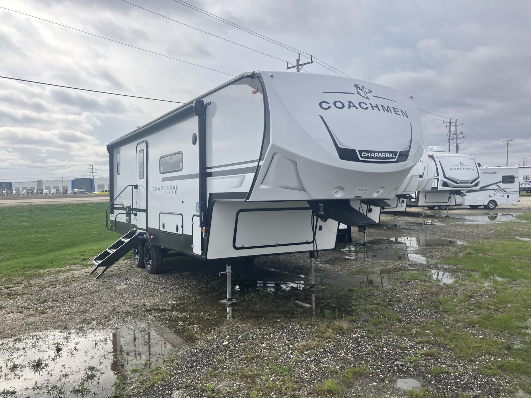 New 2026 Coachmen Chaparral X-Lite 218 available in Sturtevant, Wisconsin