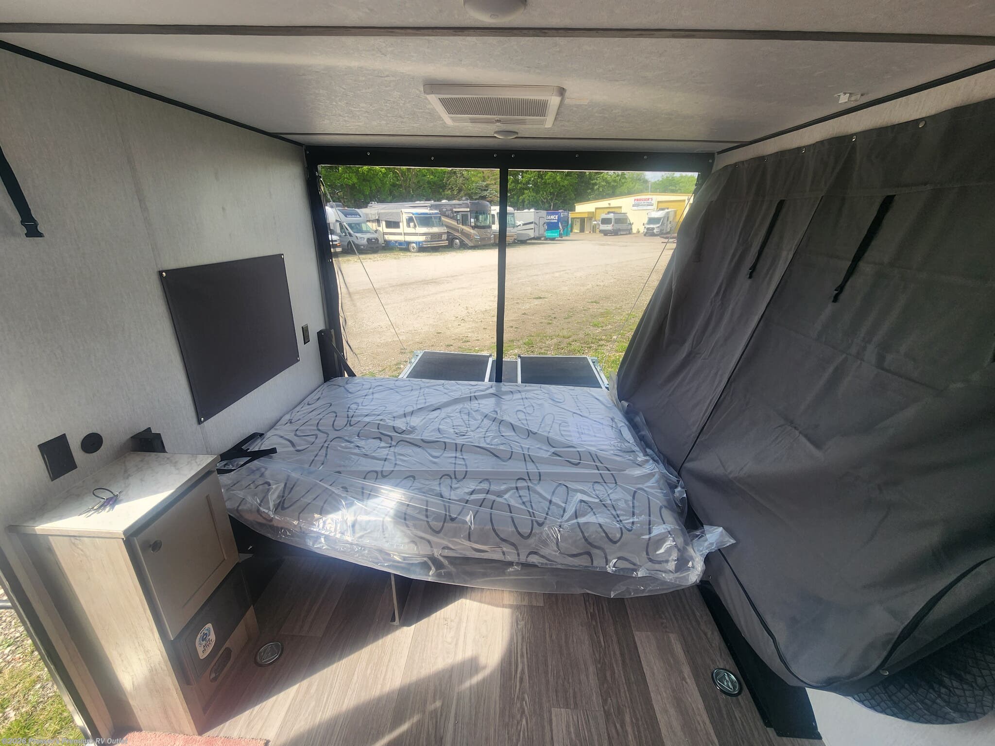 New 2027 Sunset Park RV Sun Lite 14THX available in Sturtevant, Wisconsin