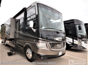 Used 2014 Newmar Canyon Star 3953 available in Lewisville, Texas