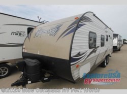 Used 2015 Forest River Wildwood X-Lite 241QBXL available in Ft. Worth, Texas